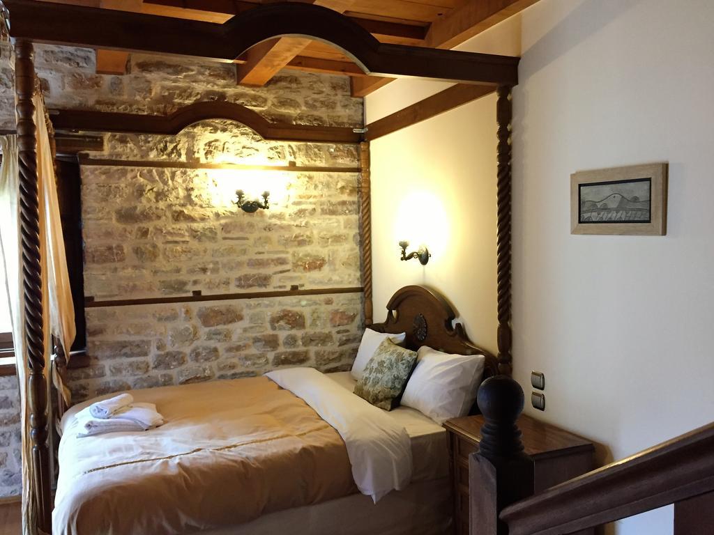 Old Inn Gorianádhes エクステリア 写真