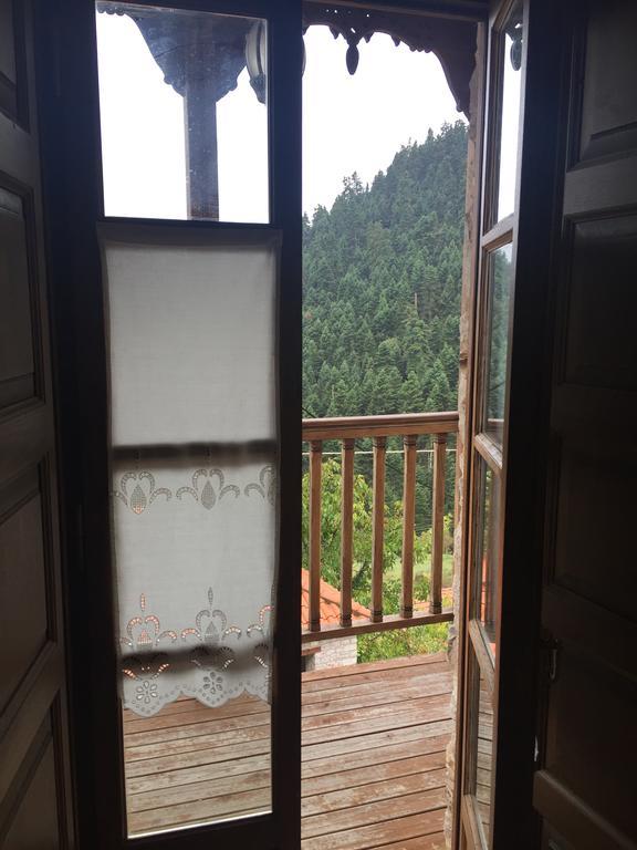 Old Inn Gorianádhes エクステリア 写真