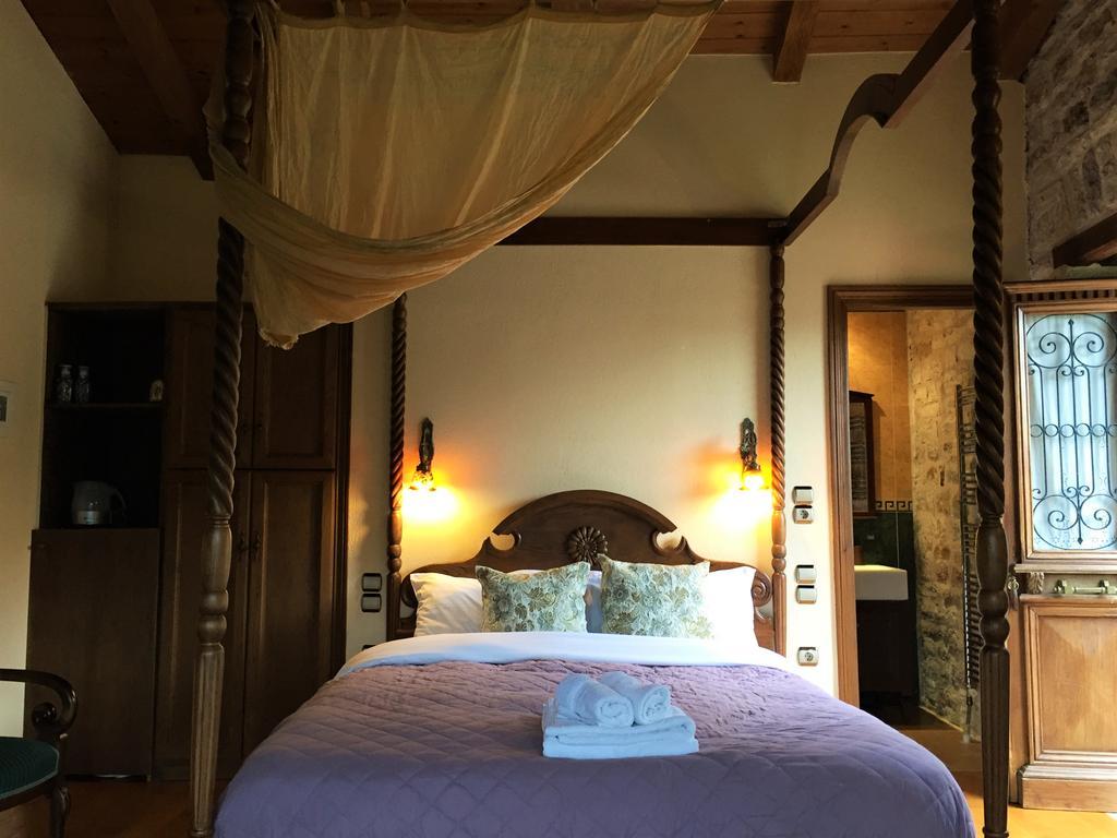Old Inn Gorianádhes エクステリア 写真