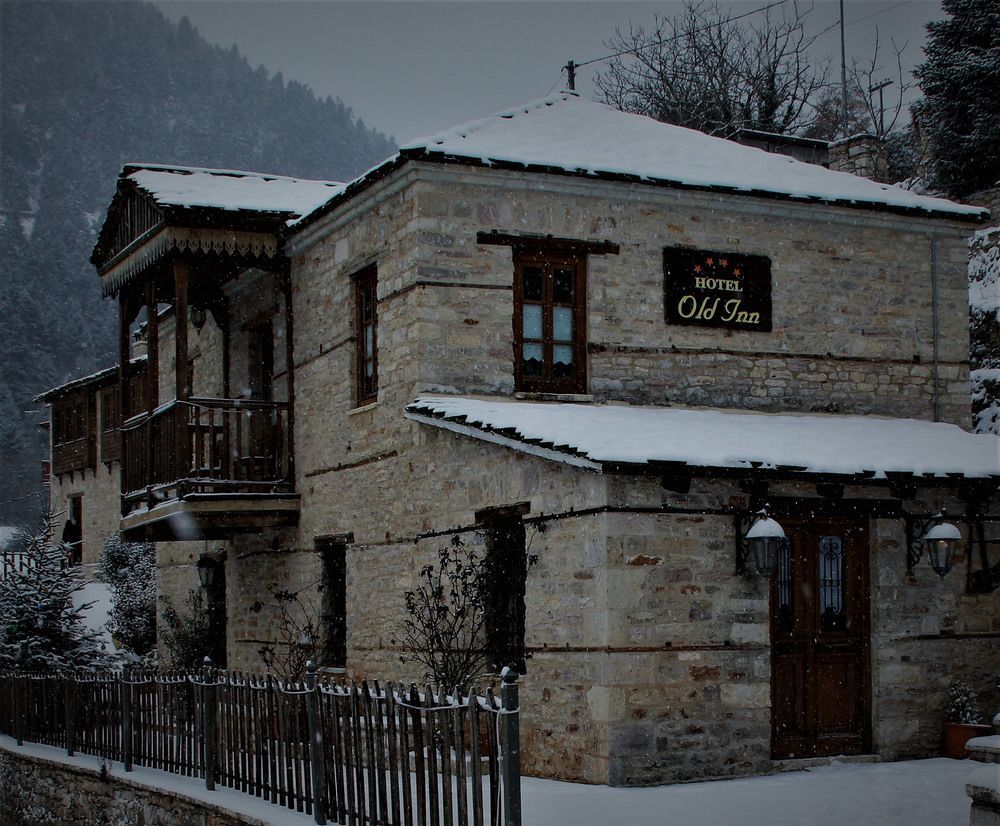 Old Inn Gorianádhes エクステリア 写真